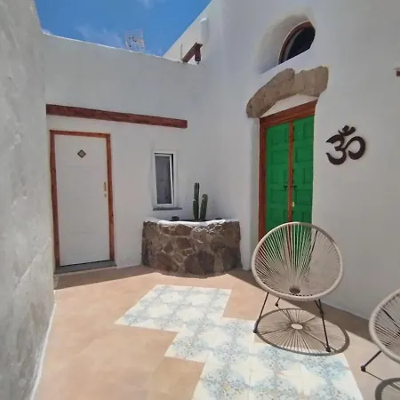 Casa Maclo Tranquilidad Y Autenticidad Máguez